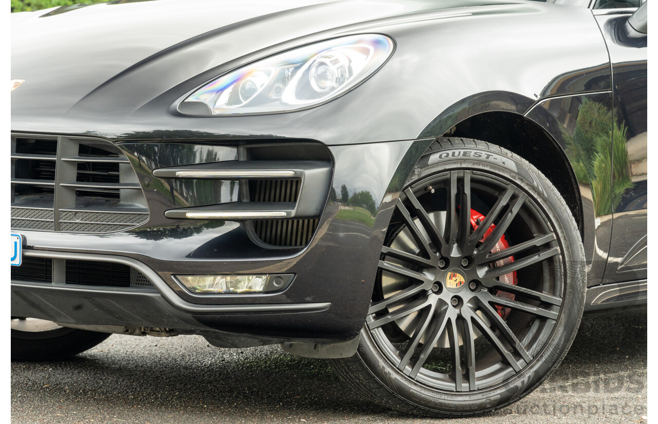 07/2016 Porsche Macan Turbo (AWD) MY16 4d Wagon Jet Black Metallic Twin Turbo V6 3.6L