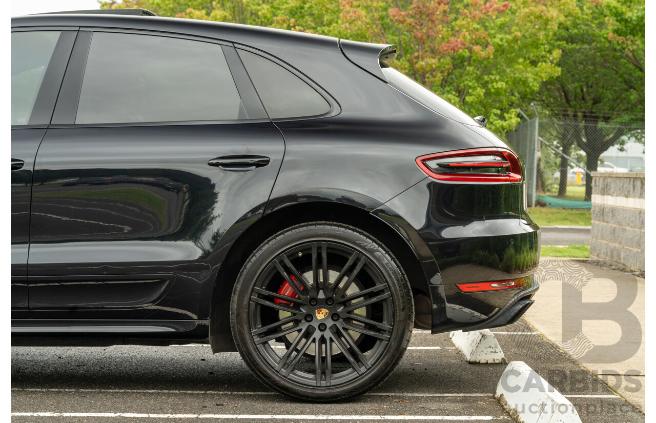 07/2016 Porsche Macan Turbo (AWD) MY16 4d Wagon Jet Black Metallic Twin Turbo V6 3.6L