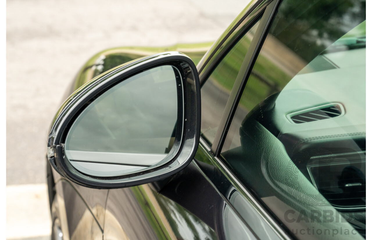 07/2016 Porsche Macan Turbo (AWD) MY16 4d Wagon Jet Black Metallic Twin Turbo V6 3.6L