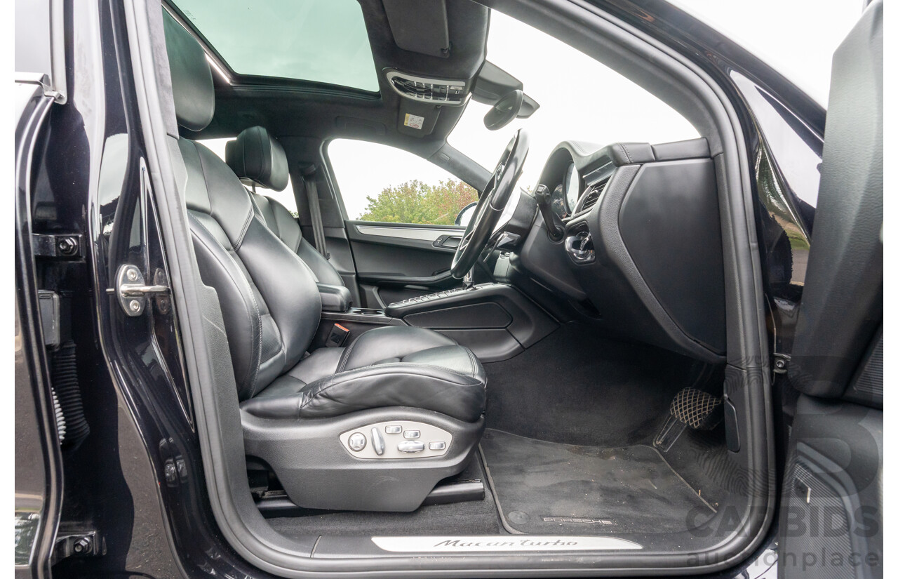 07/2016 Porsche Macan Turbo (AWD) MY16 4d Wagon Jet Black Metallic Twin Turbo V6 3.6L
