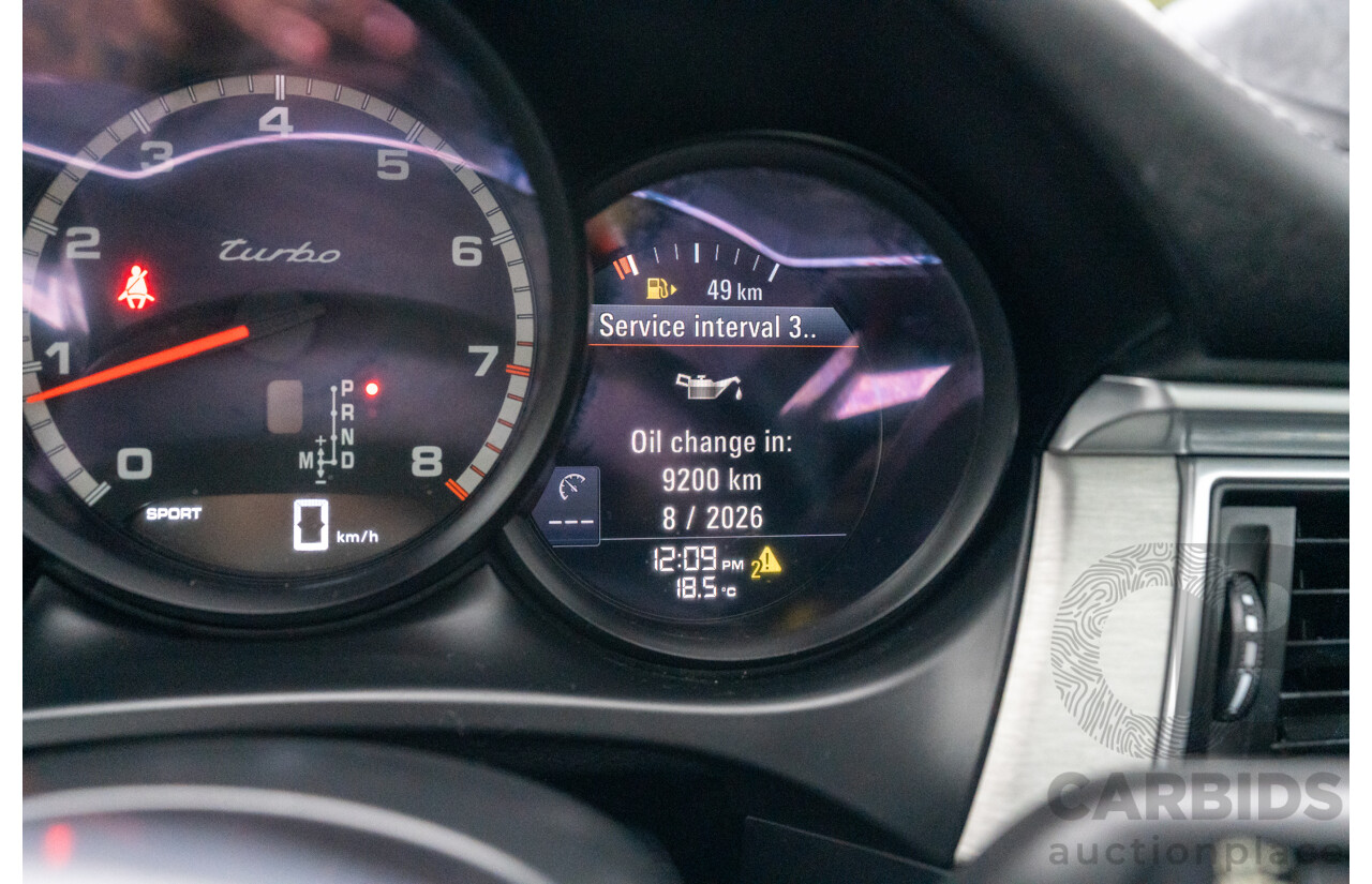 07/2016 Porsche Macan Turbo (AWD) MY16 4d Wagon Jet Black Metallic Twin Turbo V6 3.6L