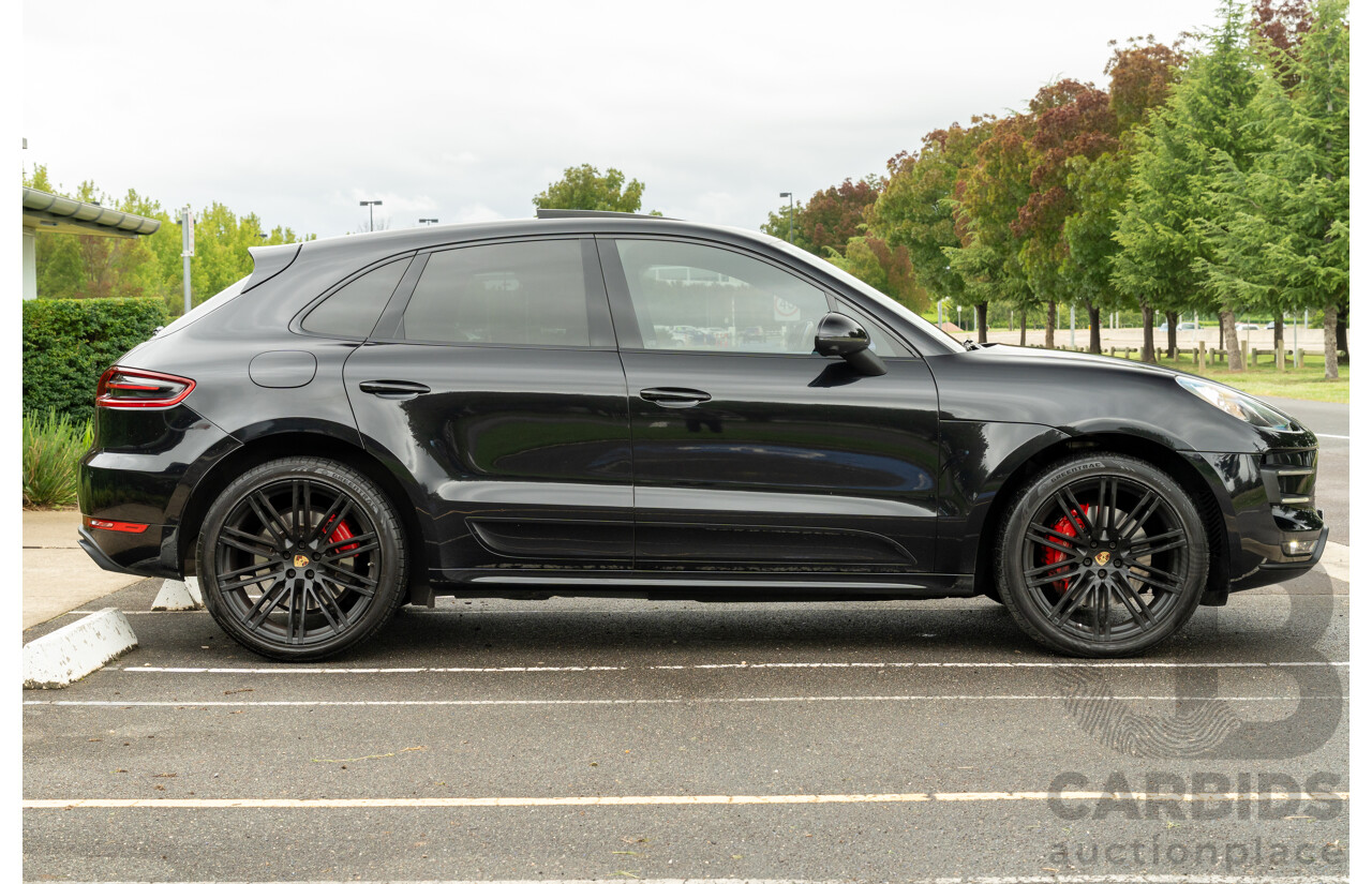07/2016 Porsche Macan Turbo (AWD) MY16 4d Wagon Jet Black Metallic Twin Turbo V6 3.6L