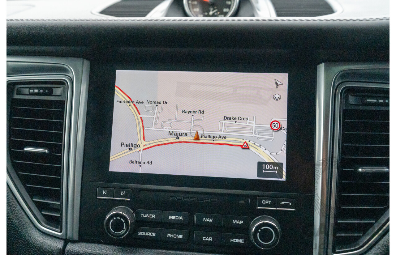 07/2016 Porsche Macan Turbo (AWD) MY16 4d Wagon Jet Black Metallic Twin Turbo V6 3.6L