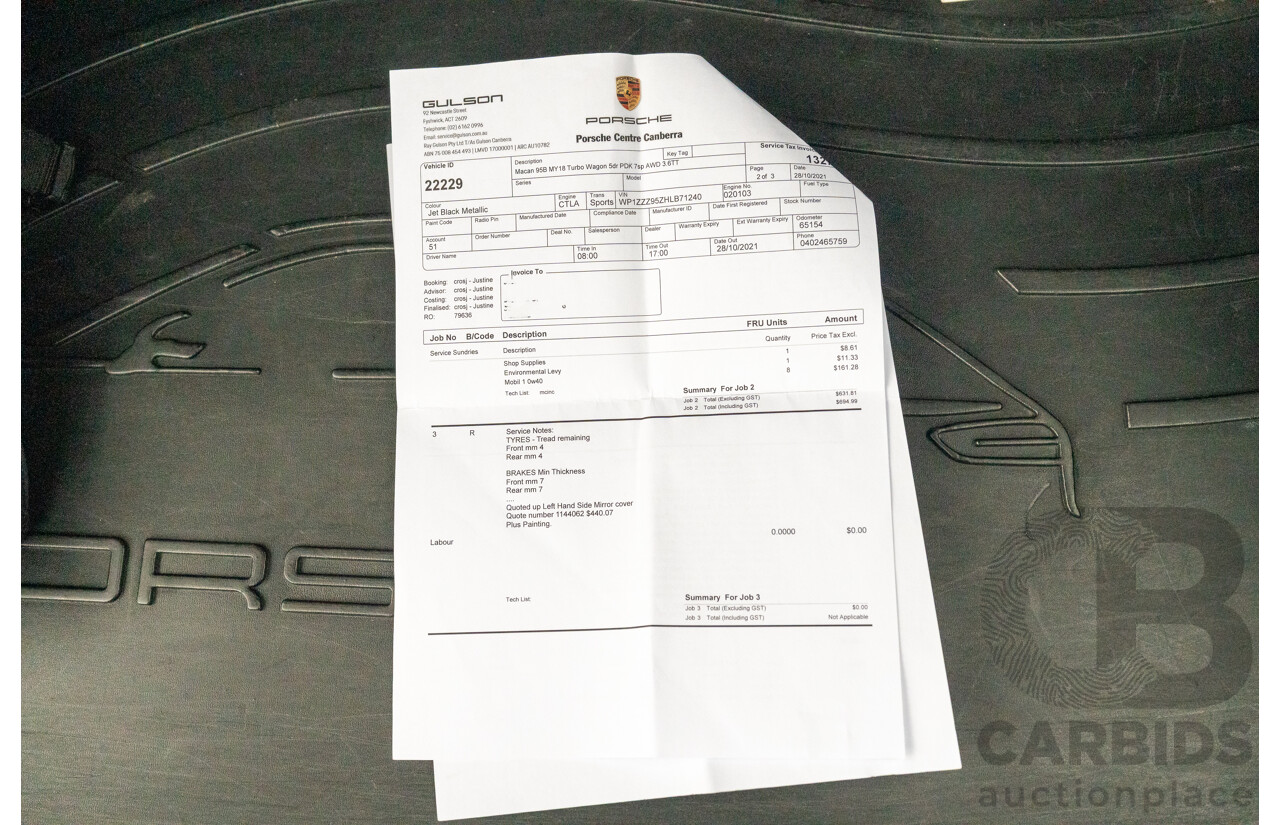 07/2016 Porsche Macan Turbo (AWD) MY16 4d Wagon Jet Black Metallic Twin Turbo V6 3.6L