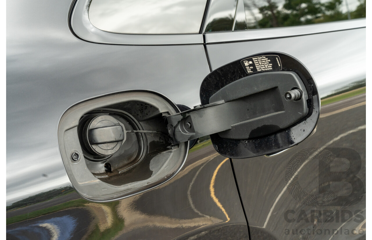 07/2016 Porsche Macan Turbo (AWD) MY16 4d Wagon Jet Black Metallic Twin Turbo V6 3.6L