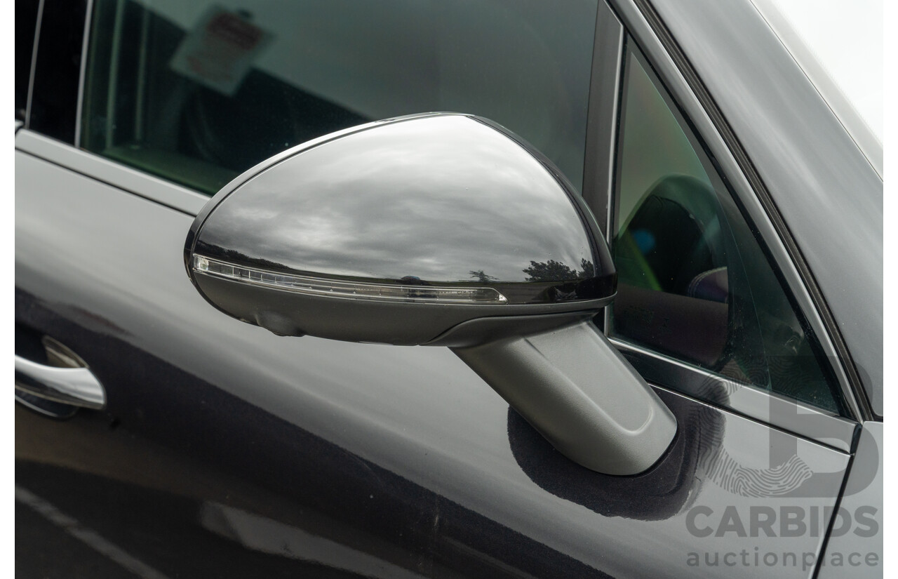 07/2016 Porsche Macan Turbo (AWD) MY16 4d Wagon Jet Black Metallic Twin Turbo V6 3.6L