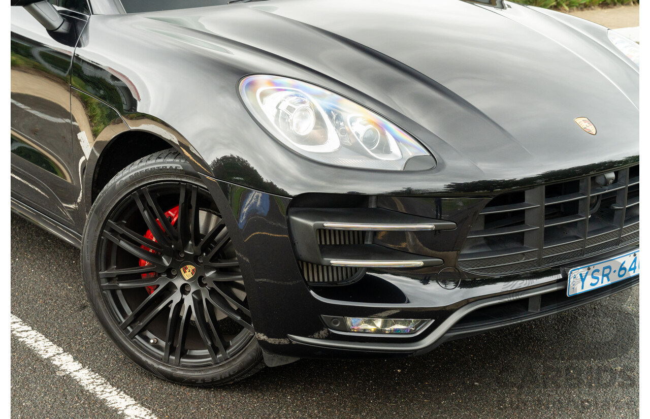 07/2016 Porsche Macan Turbo (AWD) MY16 4d Wagon Jet Black Metallic Twin Turbo V6 3.6L