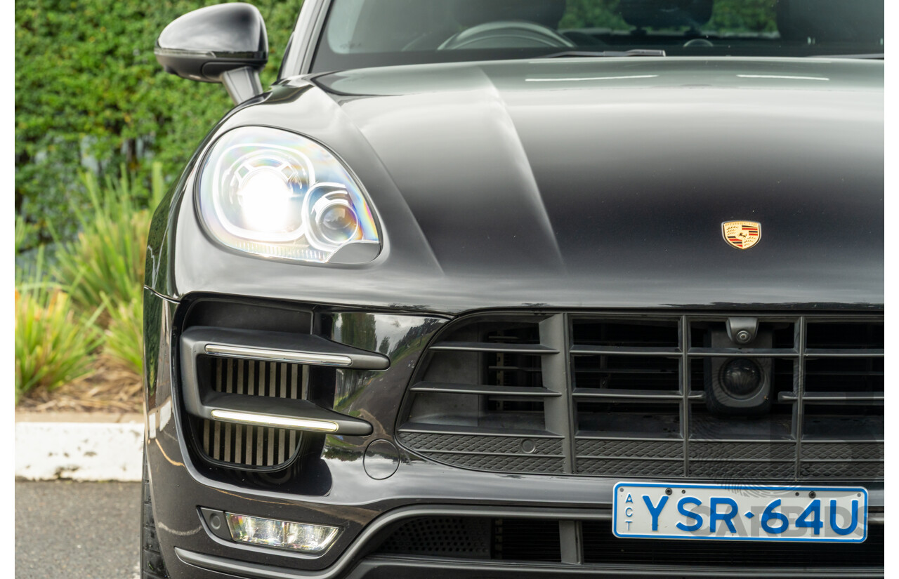 07/2016 Porsche Macan Turbo (AWD) MY16 4d Wagon Jet Black Metallic Twin Turbo V6 3.6L
