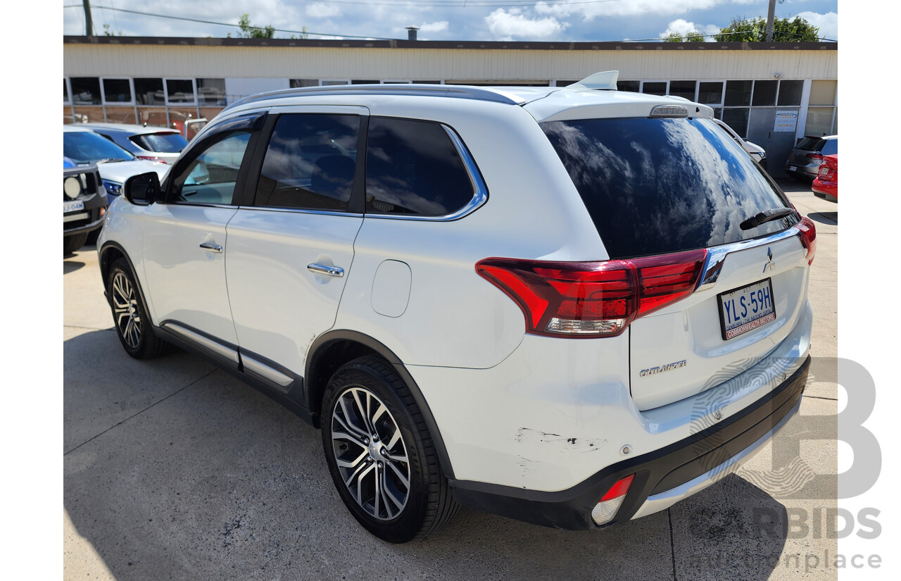10/2016 Mitsubishi Outlander Exceed (4x4) ZK MY16 4d Wagon White 2.4L