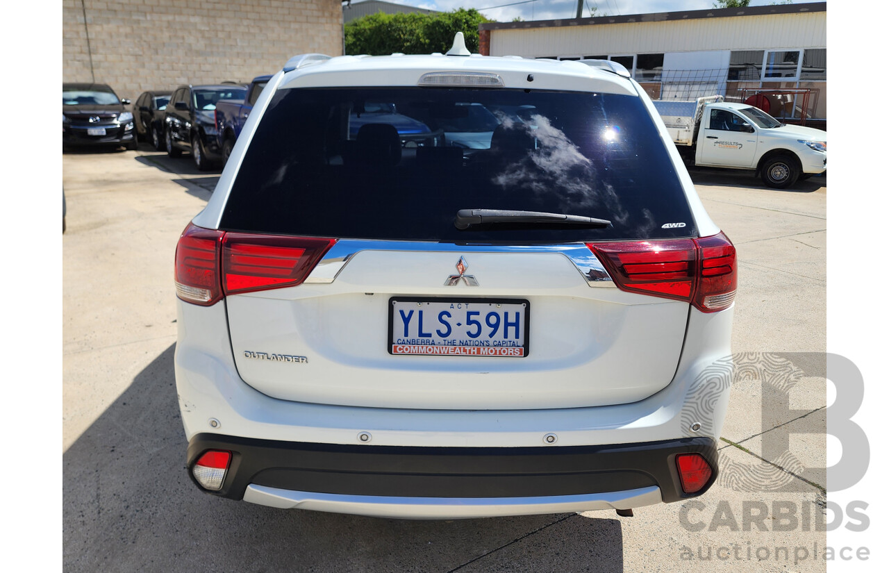 10/2016 Mitsubishi Outlander Exceed (4x4) ZK MY16 4d Wagon White 2.4L