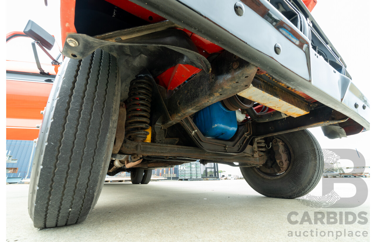 8/1977 Ford F350 Banana Back Tow Truck 2d C/Chas Gloss Red V8 4.9L