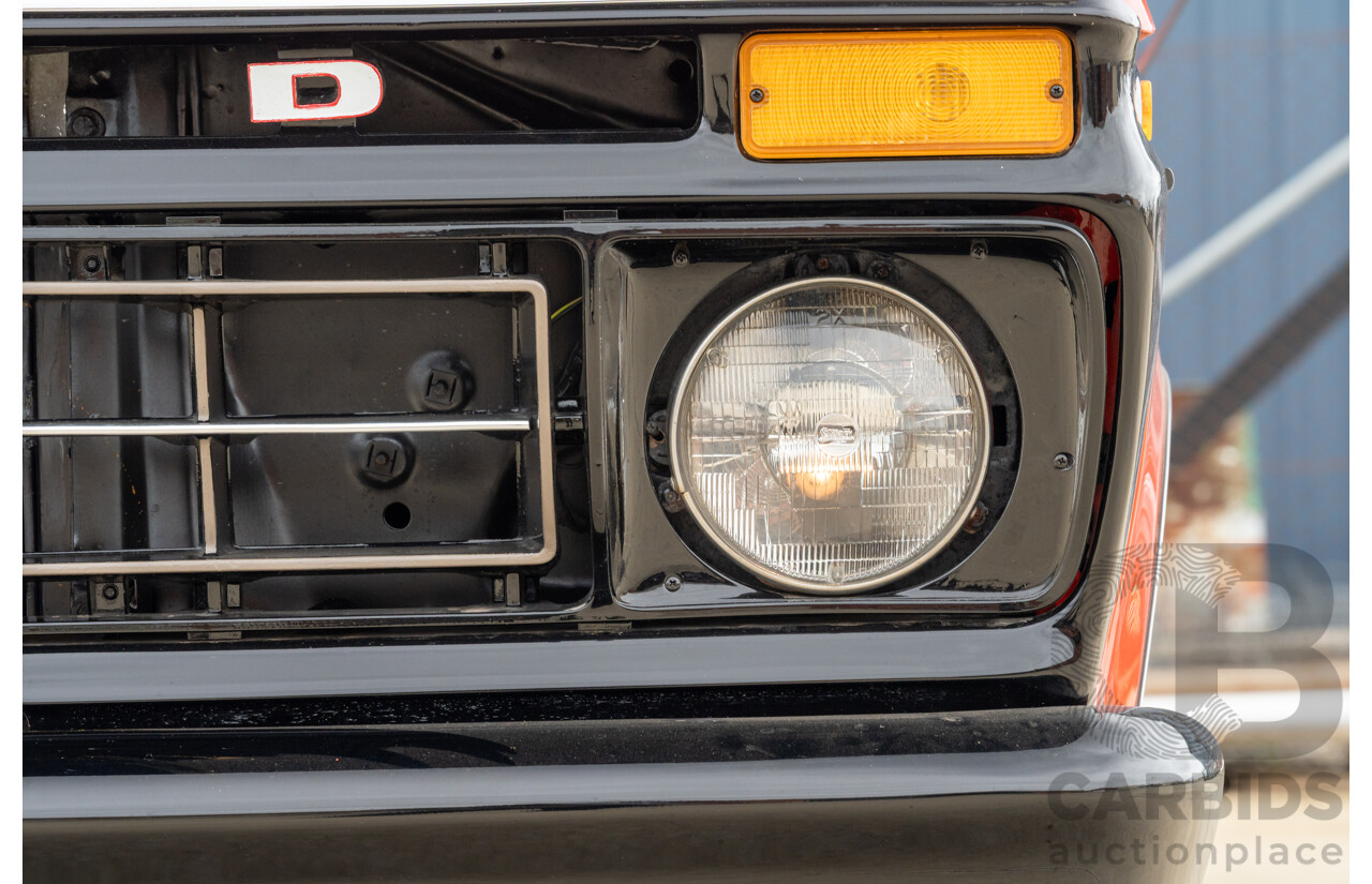 8/1977 Ford F350 Banana Back Tow Truck 2d C/Chas Gloss Red V8 4.9L