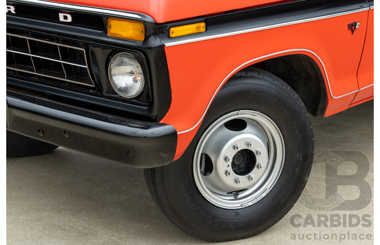 8/1977 Ford F350 Banana Back Tow Truck 2d C/Chas Gloss Red V8 4.9L