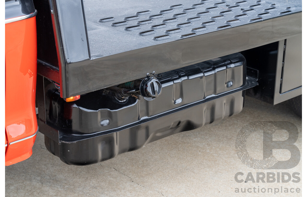 8/1977 Ford F350 Banana Back Tow Truck 2d C/Chas Gloss Red V8 4.9L