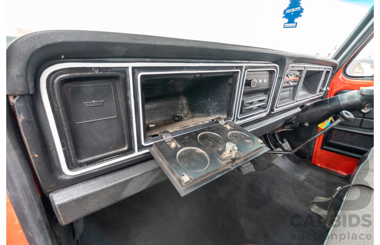 8/1977 Ford F350 Banana Back Tow Truck 2d C/Chas Gloss Red V8 4.9L