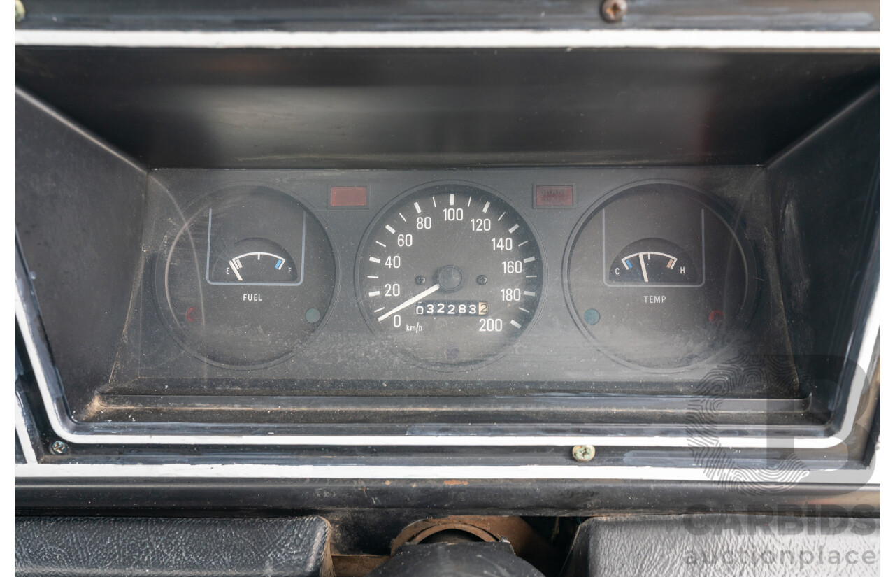 8/1977 Ford F350 Banana Back Tow Truck 2d C/Chas Gloss Red V8 4.9L