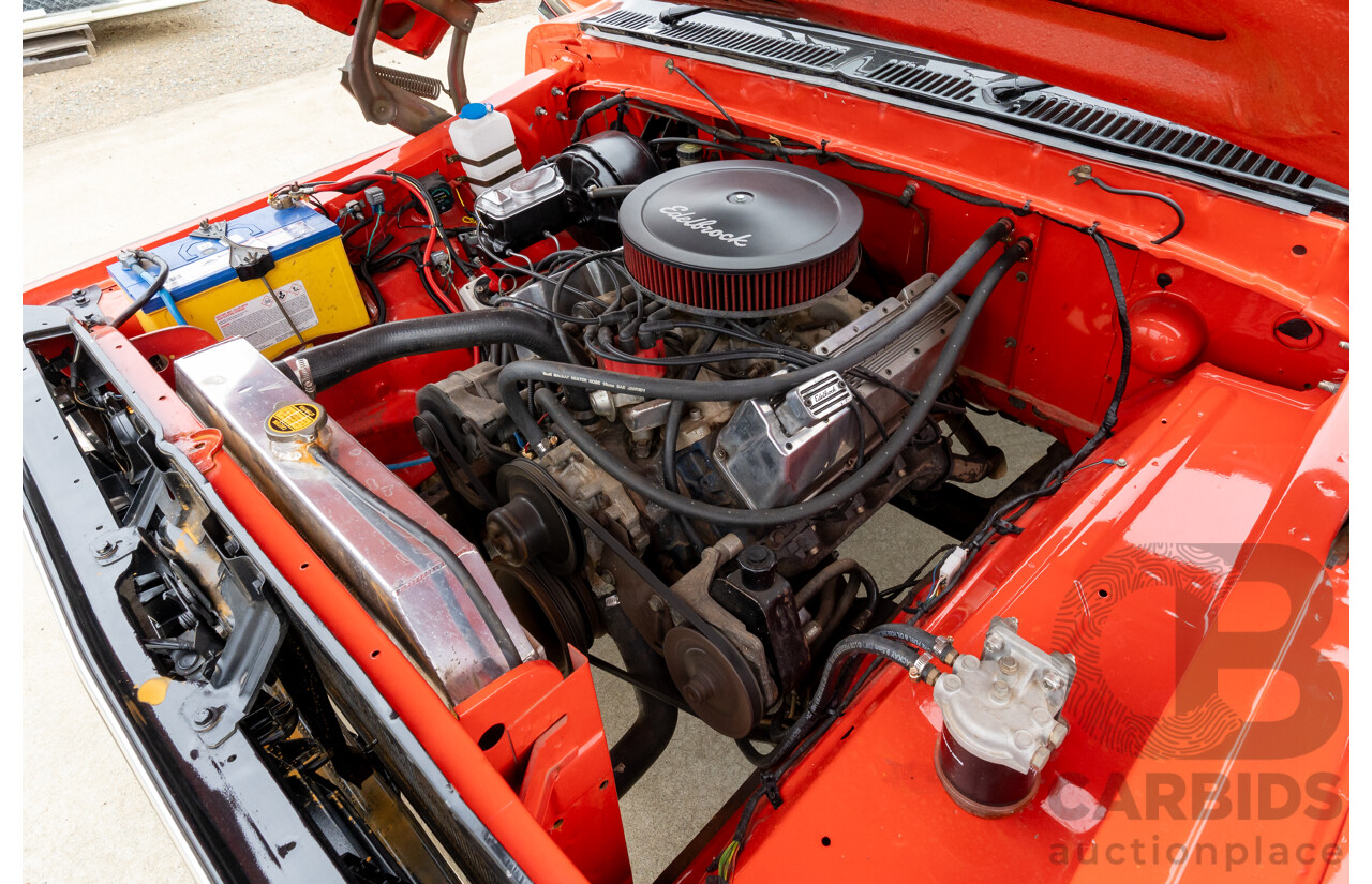 8/1977 Ford F350 Banana Back Tow Truck 2d C/Chas Gloss Red V8 4.9L