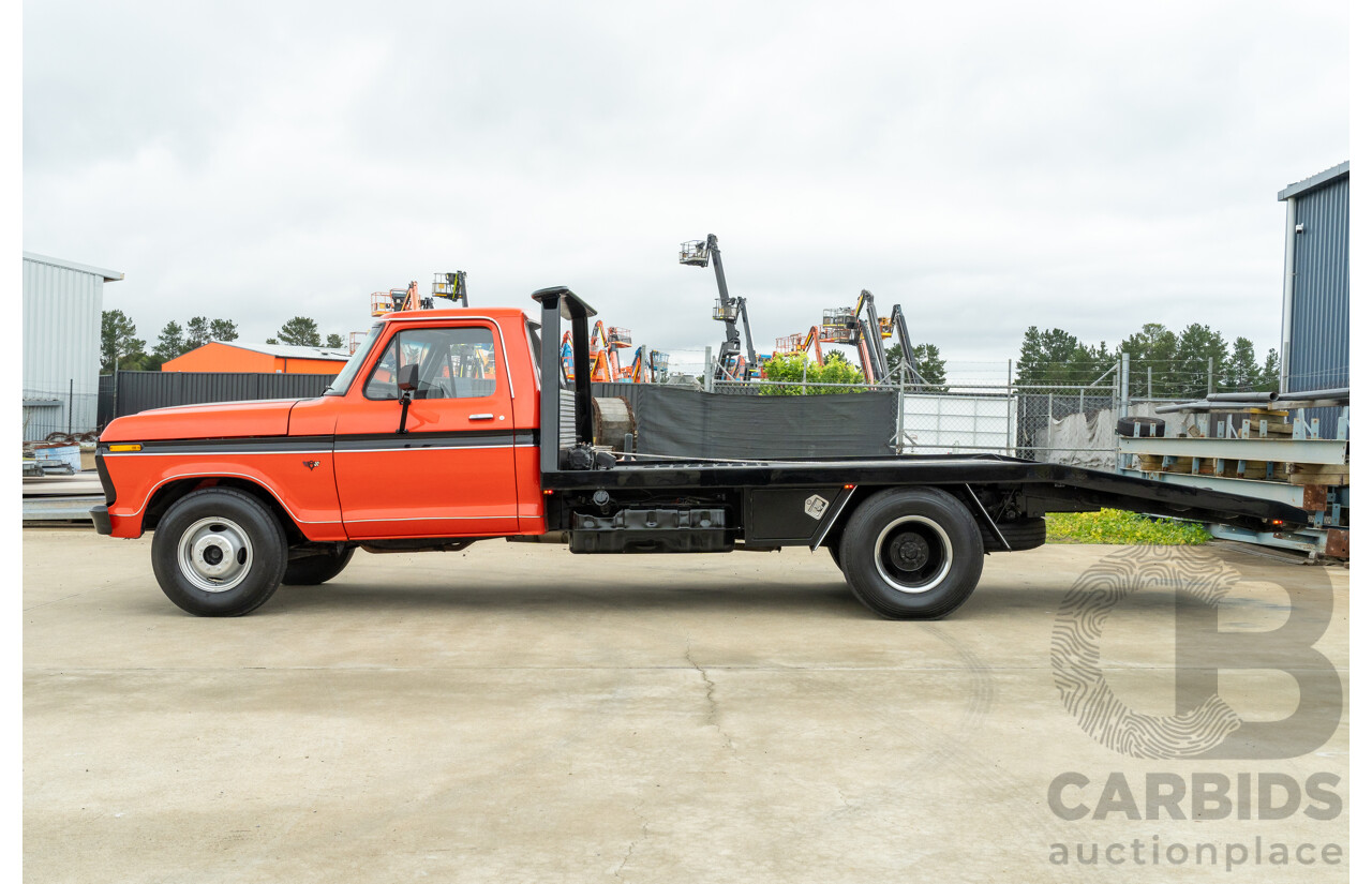 8/1977 Ford F350 Banana Back Tow Truck 2d C/Chas Gloss Red V8 4.9L