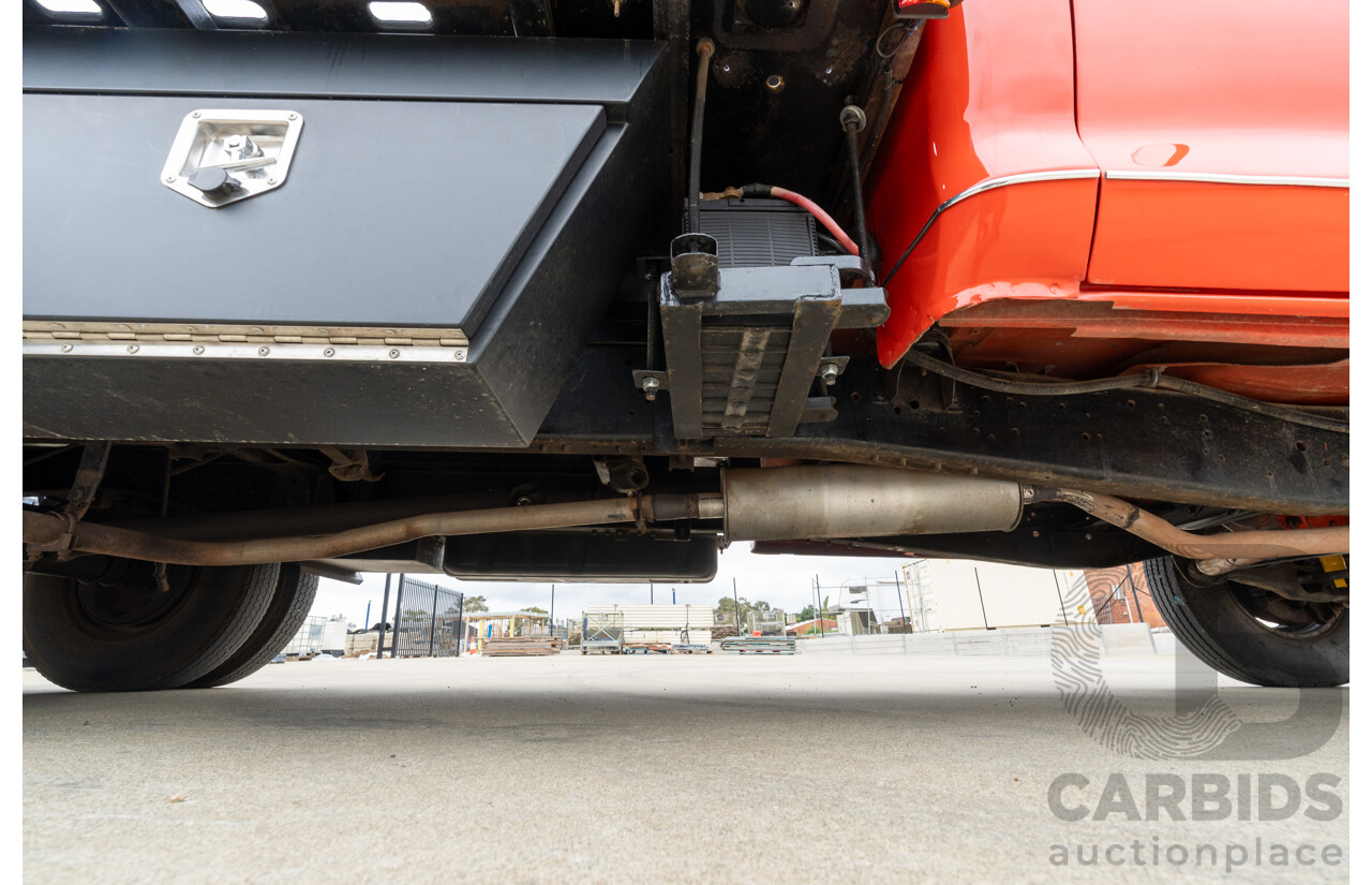 8/1977 Ford F350 Banana Back Tow Truck 2d C/Chas Gloss Red V8 4.9L