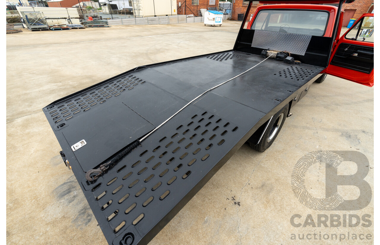 8/1977 Ford F350 Banana Back Tow Truck 2d C/Chas Gloss Red V8 4.9L