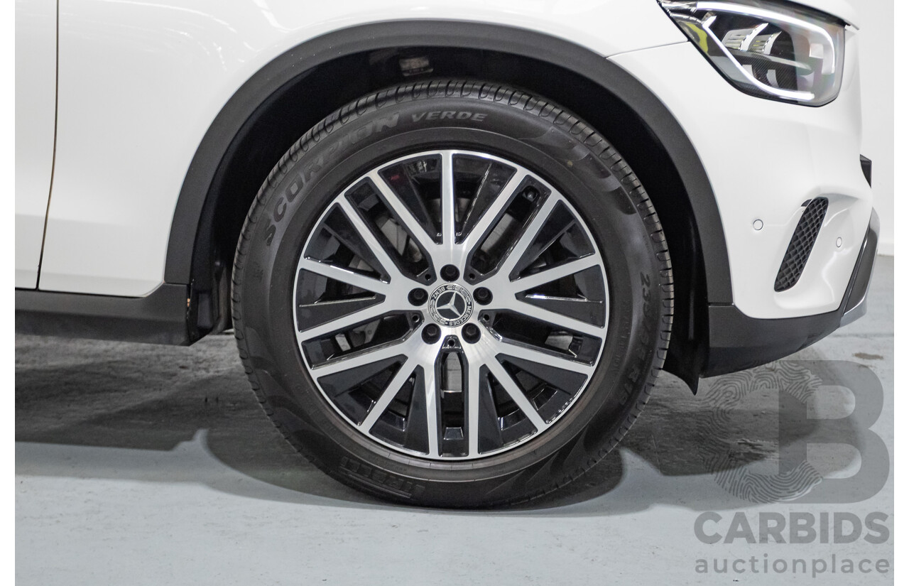 05/2020 Mercedes-Benz GLC200 X253 MY20.5 4D Wagon Polar White Turbo 2.0L