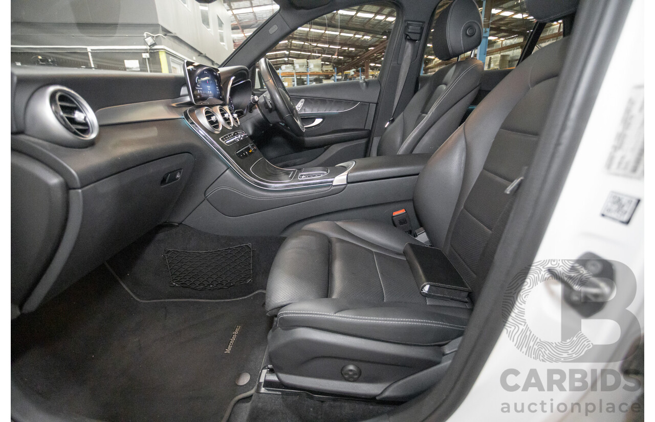 05/2020 Mercedes-Benz GLC200 X253 MY20.5 4D Wagon Polar White Turbo 2.0L