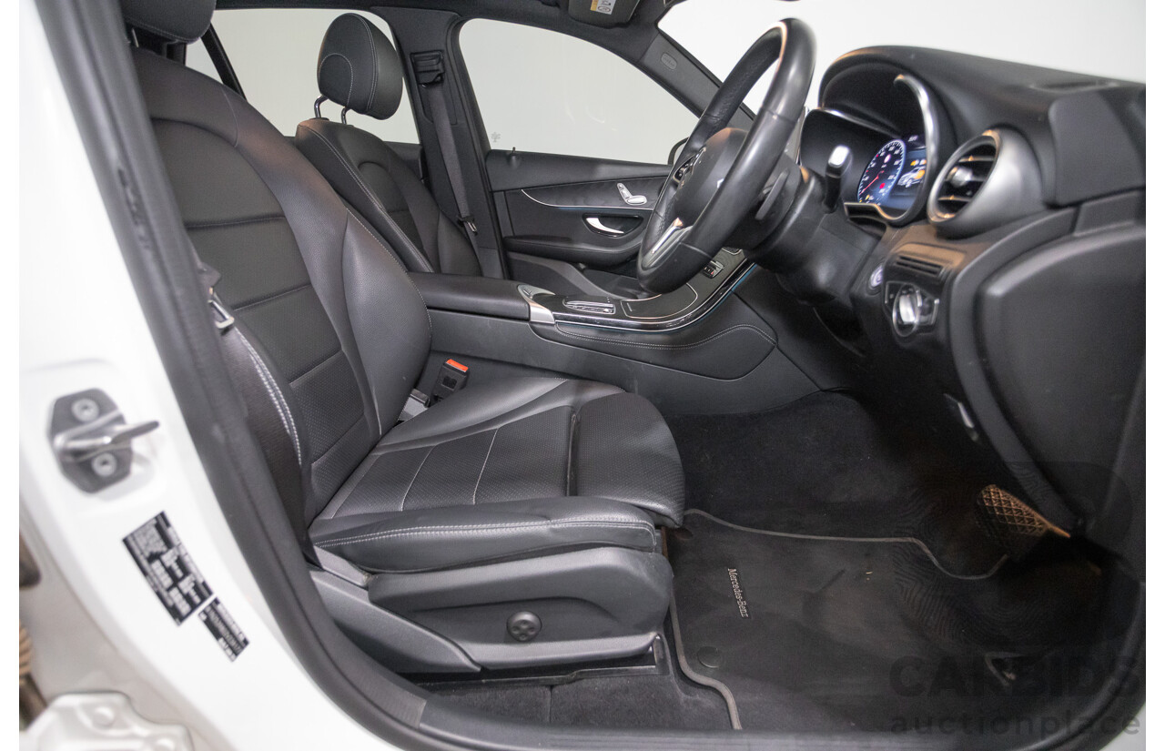 05/2020 Mercedes-Benz GLC200 X253 MY20.5 4D Wagon Polar White Turbo 2.0L