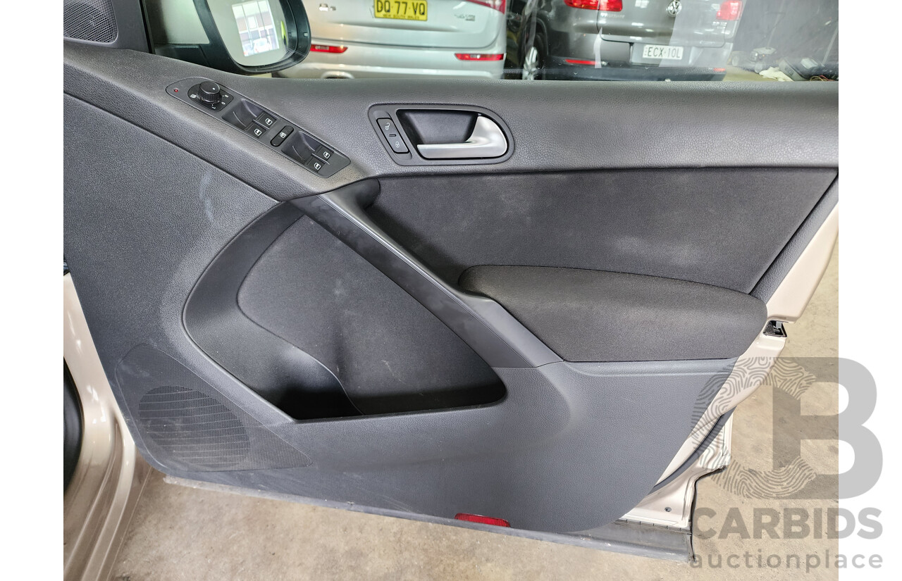 1/2013 Volkswagen Tiguan 103 TDI 5NC MY13 4d Wagon Beige 2.0L