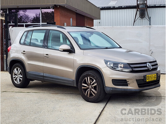 1/2013 Volkswagen Tiguan 103 TDI 5NC MY13 4d Wagon Beige 2.0L