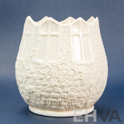 Quality Limited Edition Belleek Ceramic Event Piece 2000