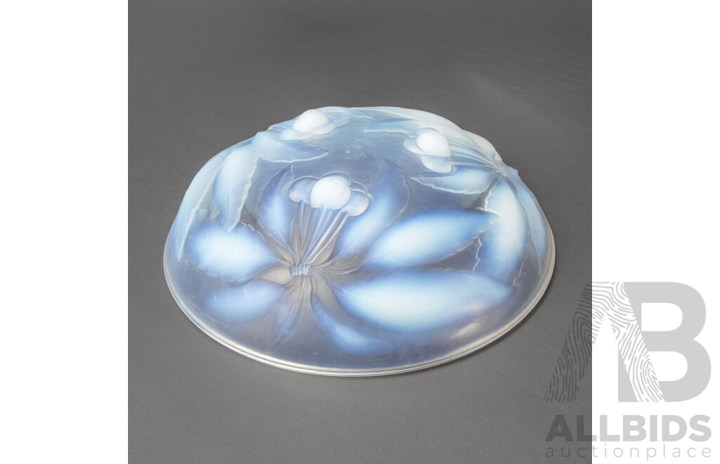 Antique French Art Deco G Vallon Opalescent Glass Bowl