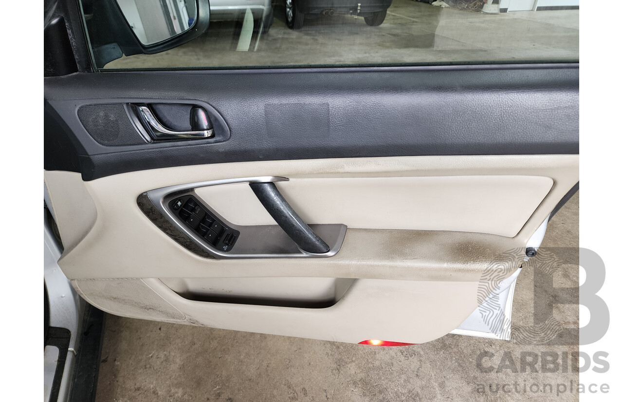 3/2004 Subaru Outback 3.0R Premium MY04 4d Wagon Silver 3.0L