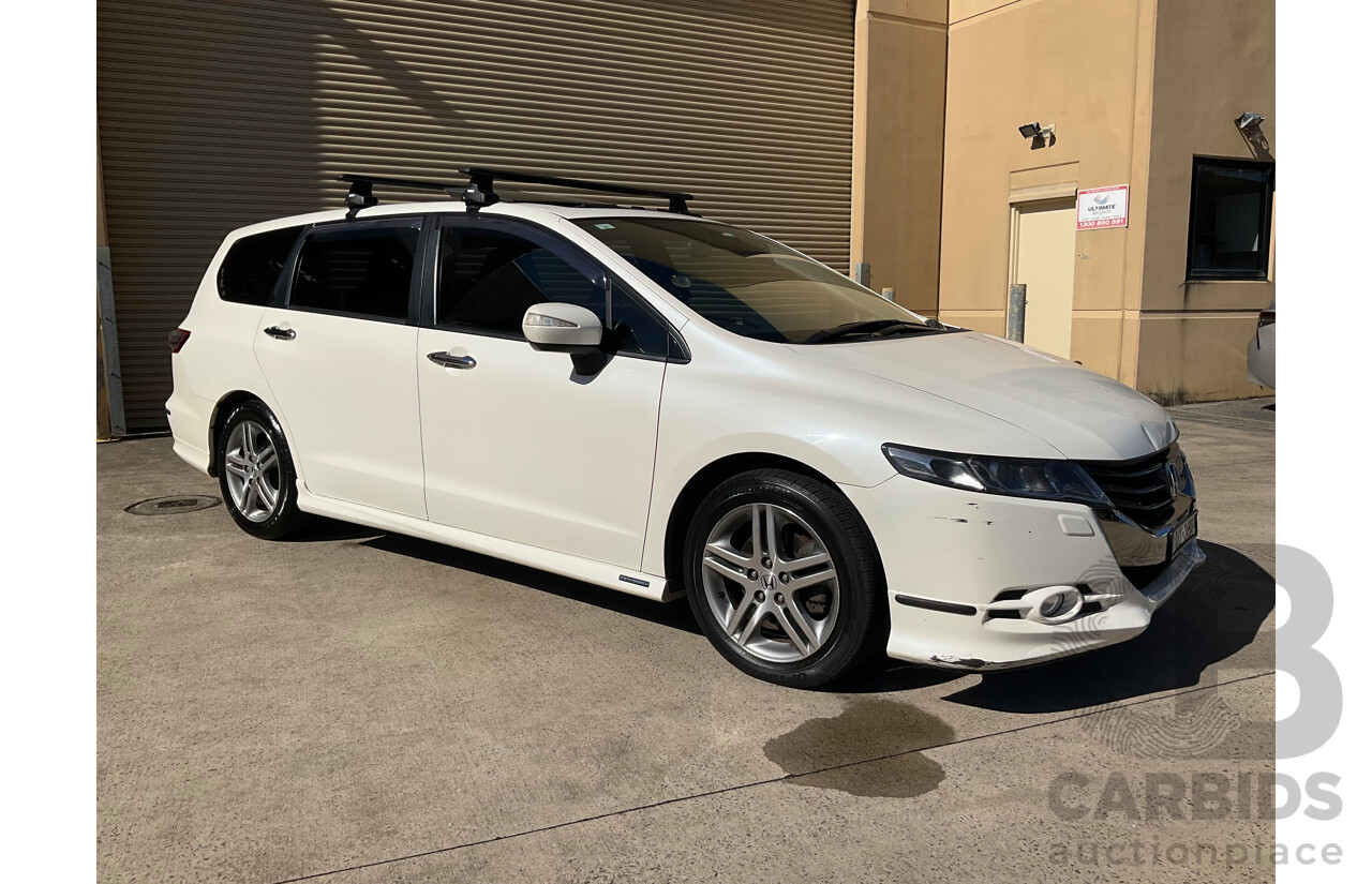 3/2010 Honda Odyssey Luxury RB 4d Wagon White 2.4L