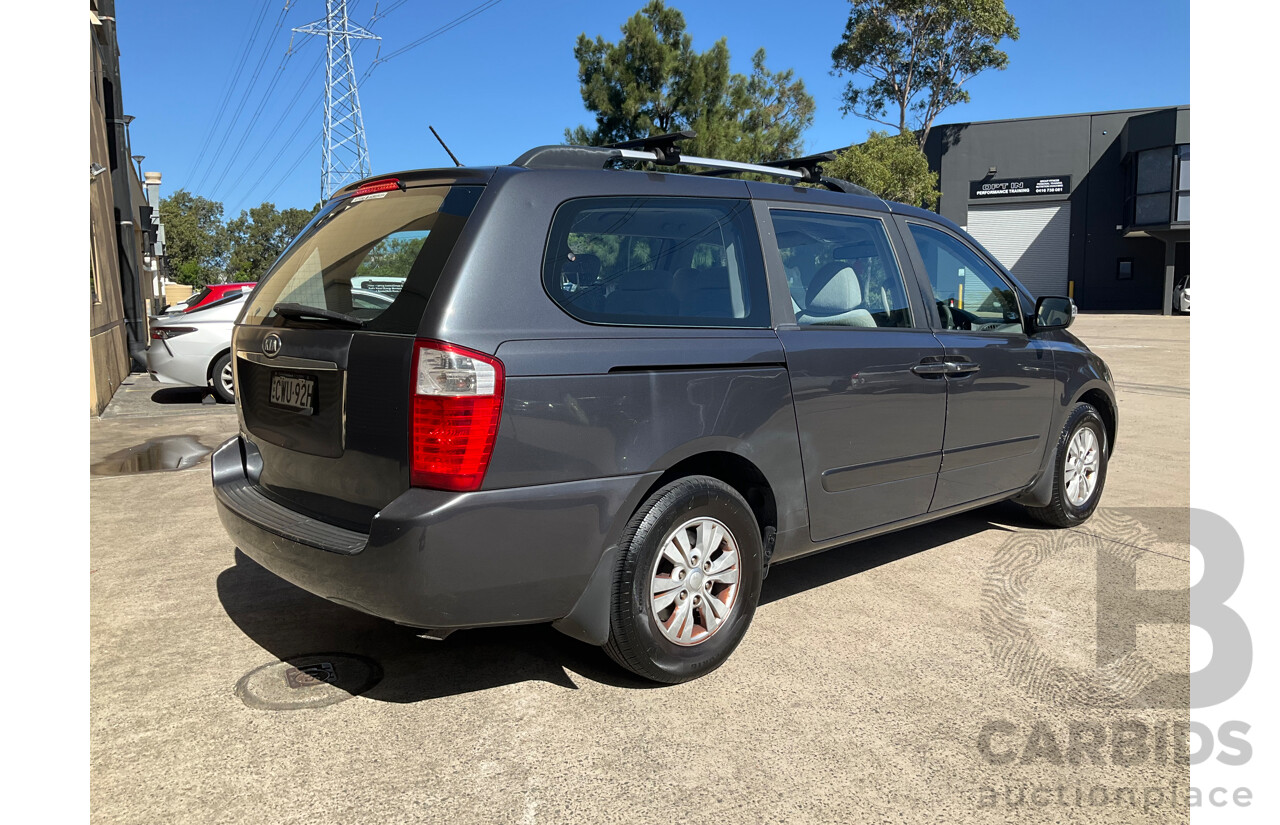 5/2012 Kia Grand Carnival S VQ MY12 4d Wagon Grey V6 3.5L - 8 Seater
