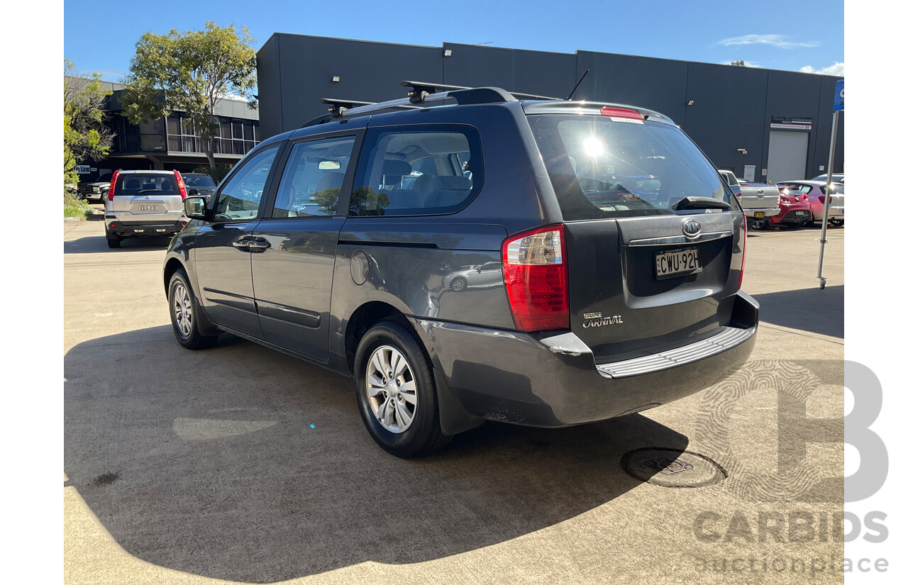 5/2012 Kia Grand Carnival S VQ MY12 4d Wagon Grey 3.5L