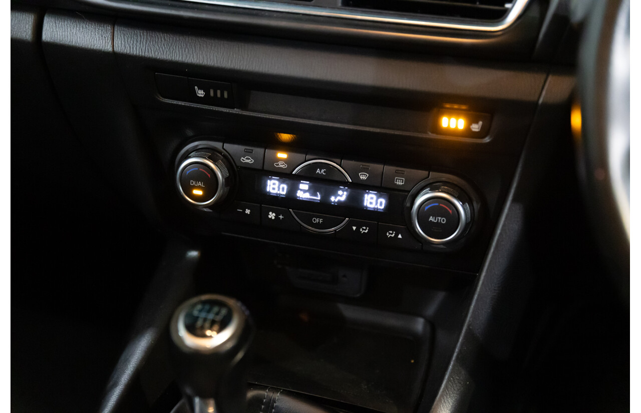 02/2018 Mazda Mazda3 SP25 GT (FWD) BN MY18 5D Hatchback Machine Grey Metallic 2.5L