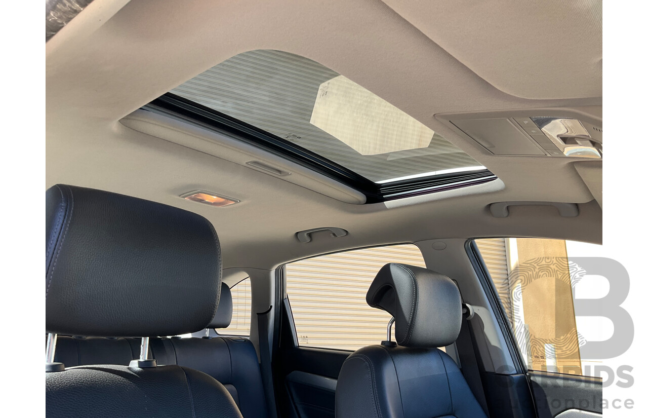 02/2016 Holden Captiva 7 LTZ (AWD) AWD CG MY16 4D Wagon White 2.2L