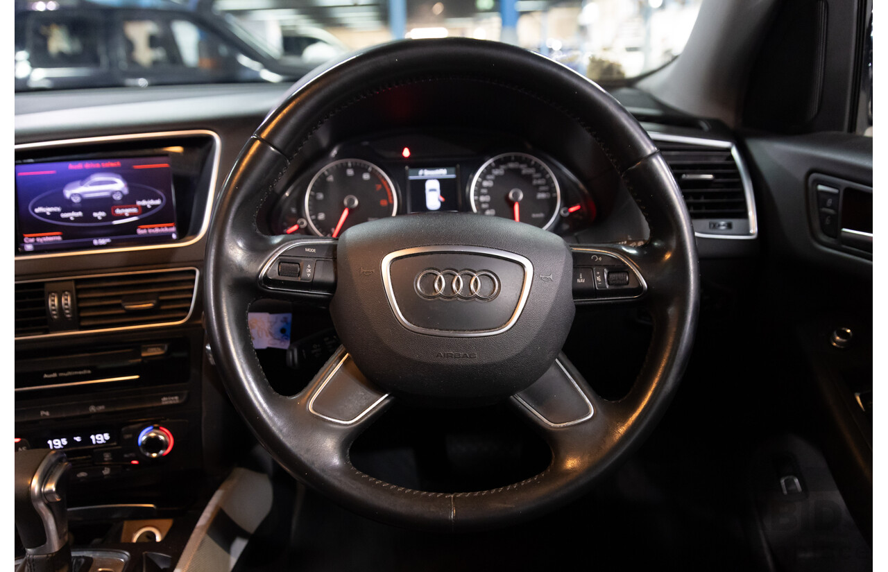 11/2015 Audi Q5 2.0 TFSI Quattro (AWD) 8R MY16 4d Wagon Utopia Blue Metallic Turbo 2.0L