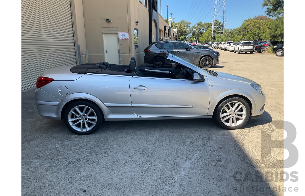 4/2007 Holden Astra Twin Top AH 2d Hardtop Convertible Silver 2.2L