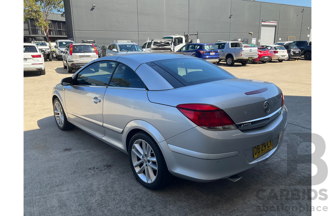4/2007 Holden Astra Twin Top AH 2d Hardtop Convertible Silver 2.2L