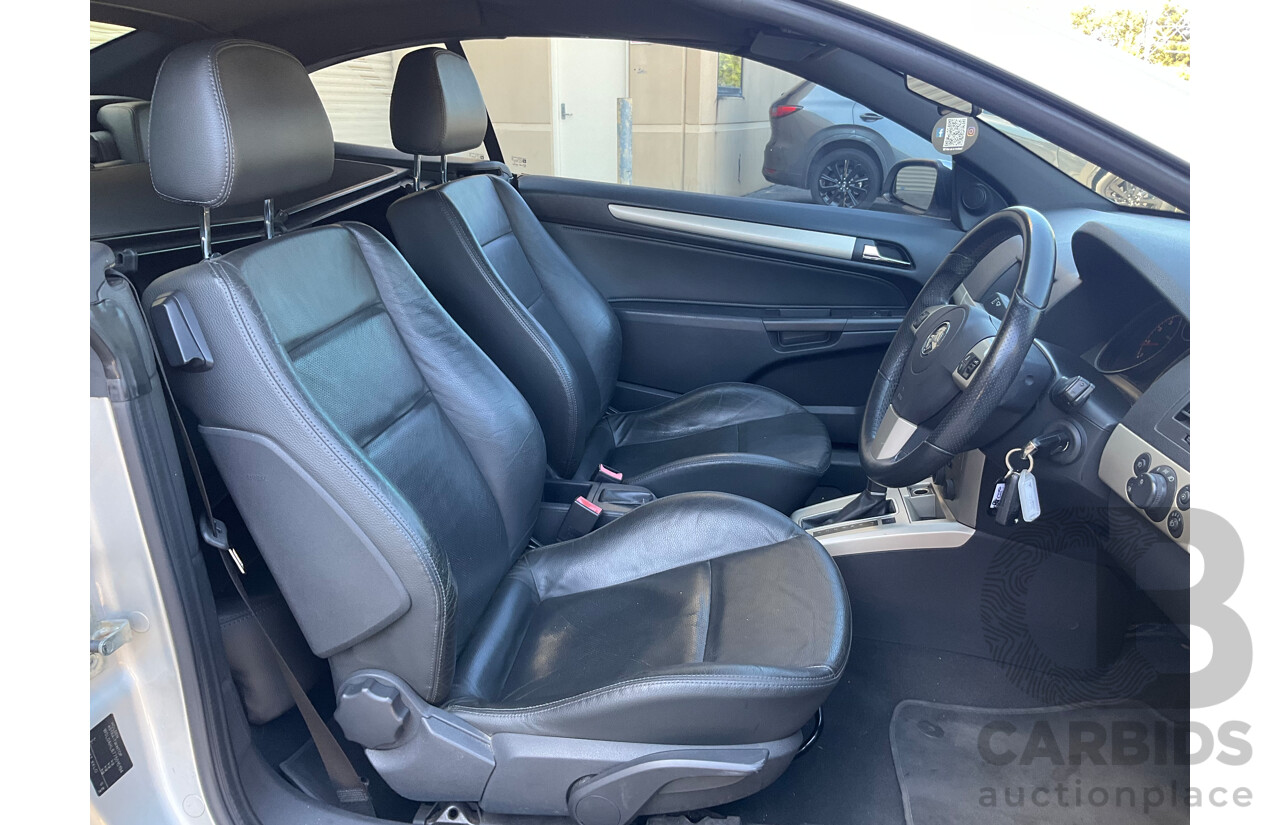 4/2007 Holden Astra Twin Top AH 2d Hardtop Convertible Silver 2.2L