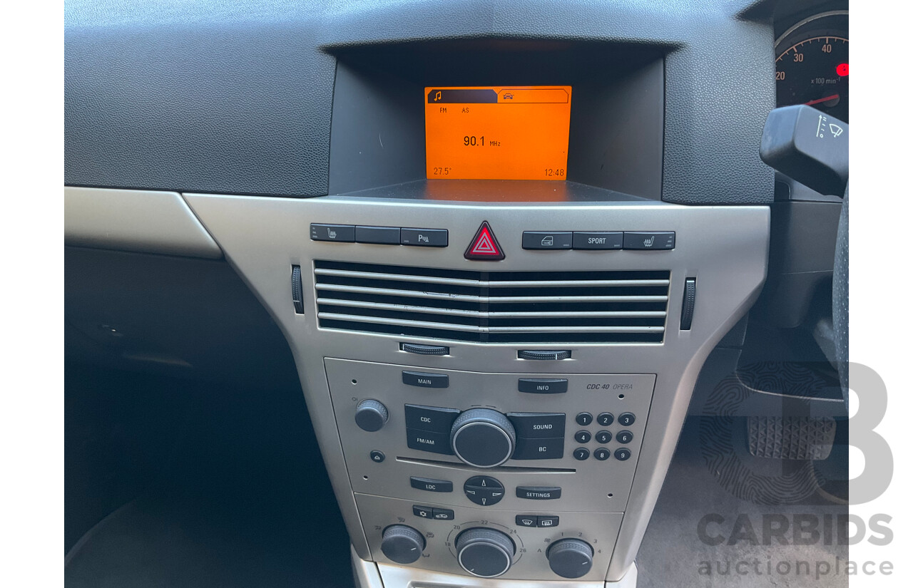 4/2007 Holden Astra Twin Top AH 2d Hardtop Convertible Silver 2.2L