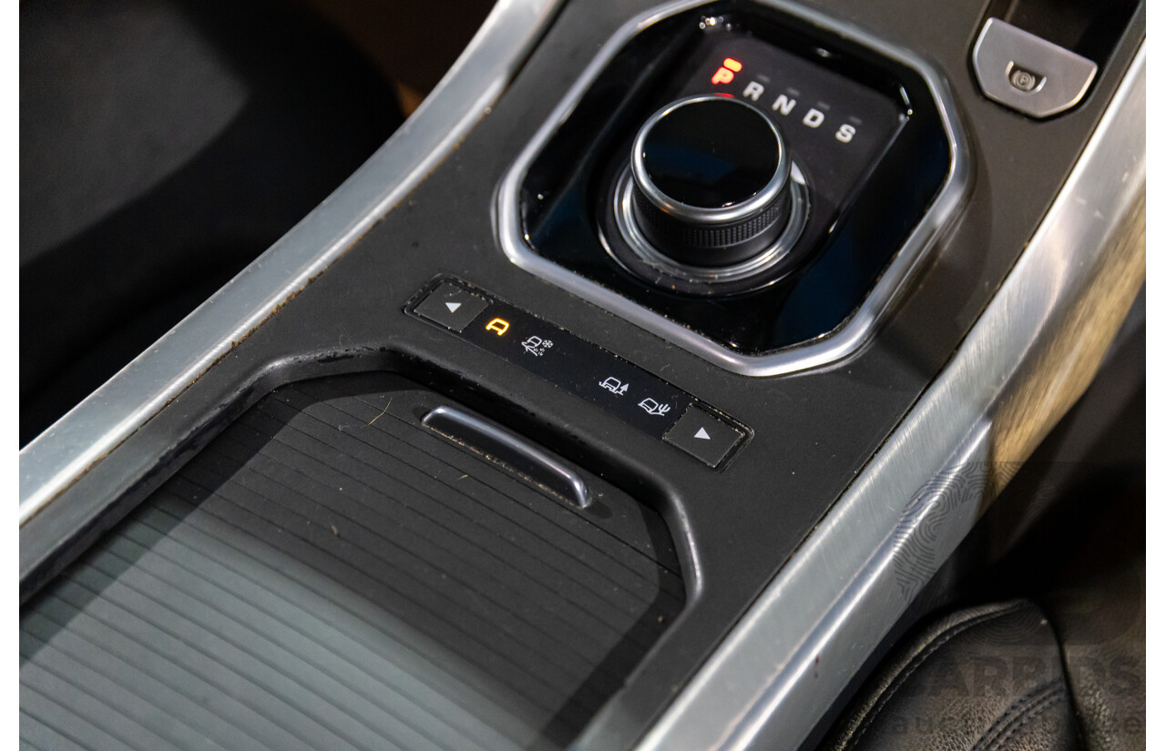 12/2016 Range Rover Evoque Td4 180 SE (AWD) LV MY17 5d Wagon Fuji White Turbo Diesel 2.0L