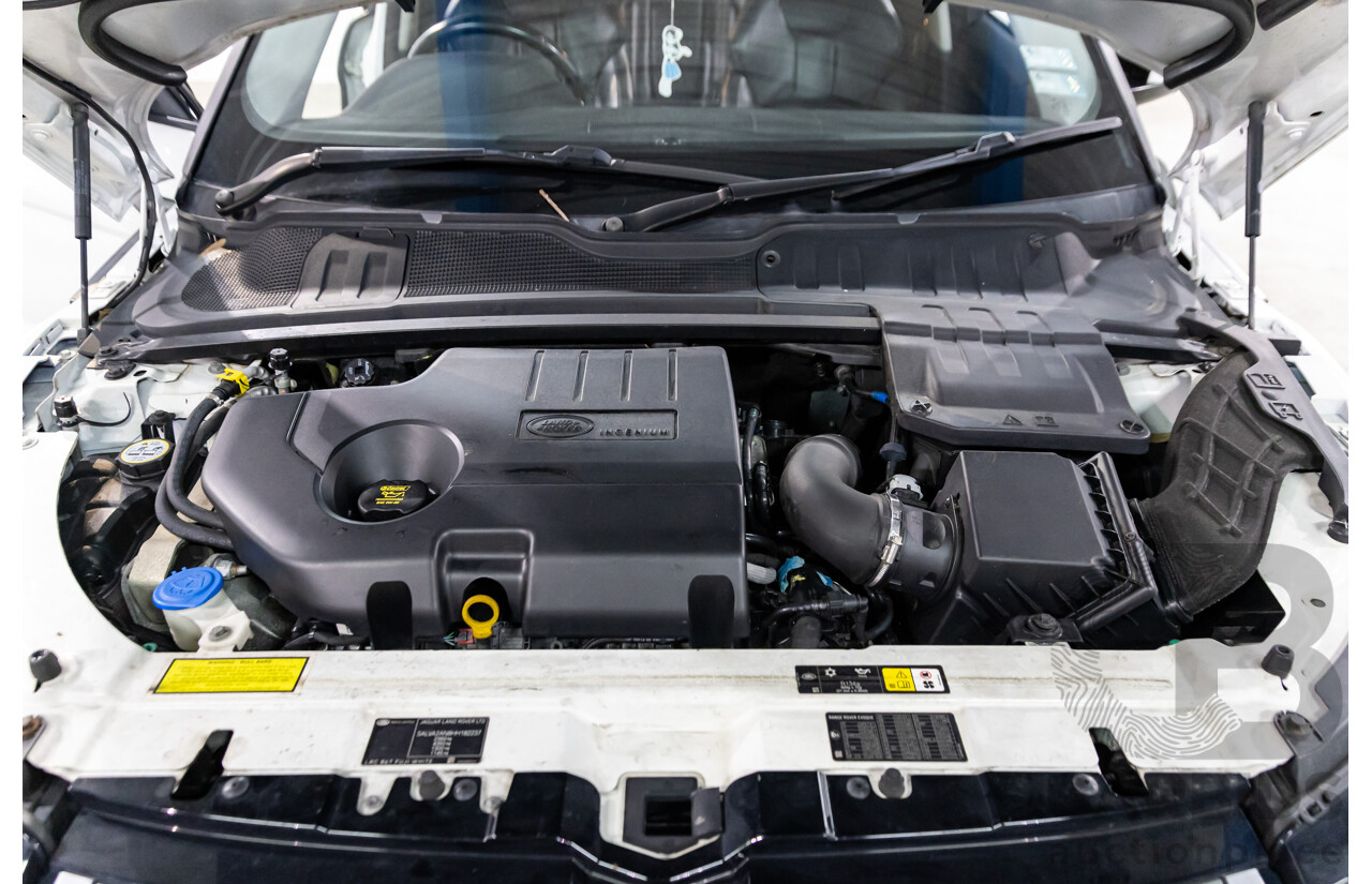 12/2016 Range Rover Evoque Td4 180 SE (AWD) LV MY17 5d Wagon Fuji White Turbo Diesel 2.0L