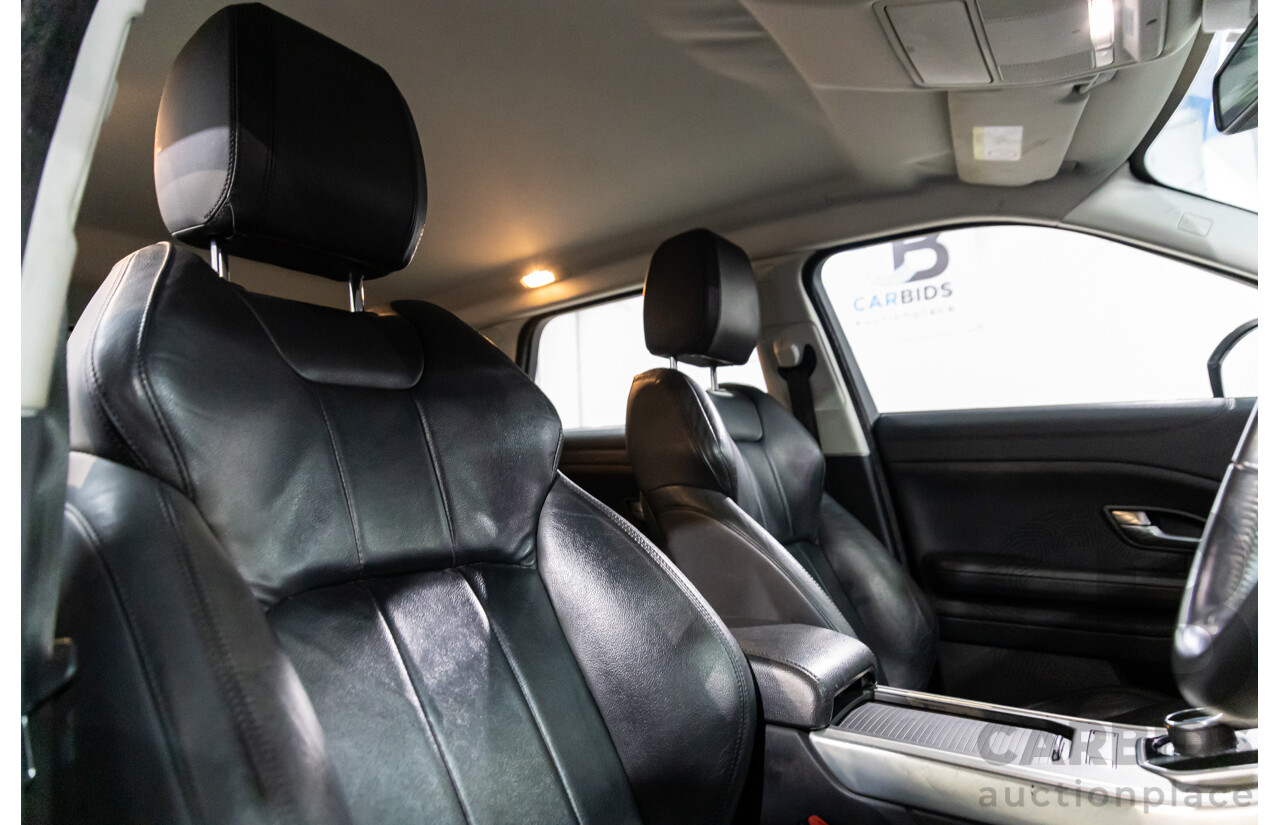 12/2016 Range Rover Evoque Td4 180 SE (AWD) LV MY17 5d Wagon Fuji White Turbo Diesel 2.0L