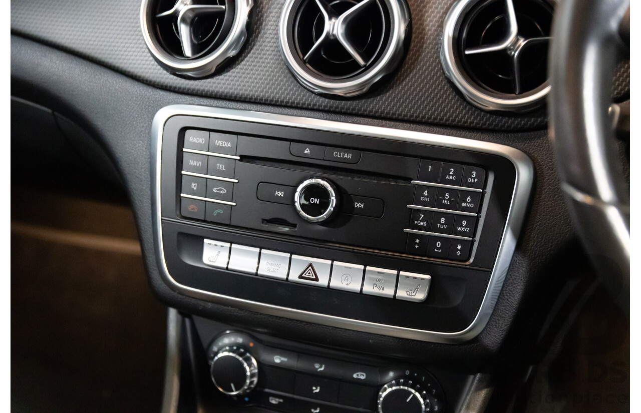 01/2020 Mercedes-Benz GLA 180 (FWD) X156 MY20 4d Wagon Jupiter Red Turbo 1.6L