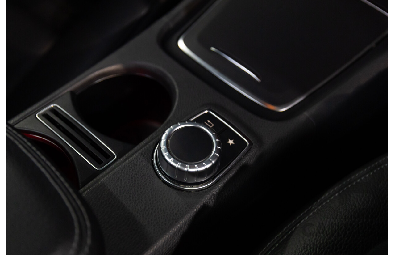 01/2020 Mercedes-Benz GLA 180 (FWD) X156 MY20 4d Wagon Jupiter Red Turbo 1.6L