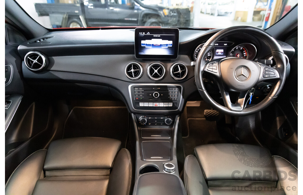 01/2020 Mercedes-Benz GLA 180 (FWD) X156 MY20 4d Wagon Jupiter Red Turbo 1.6L