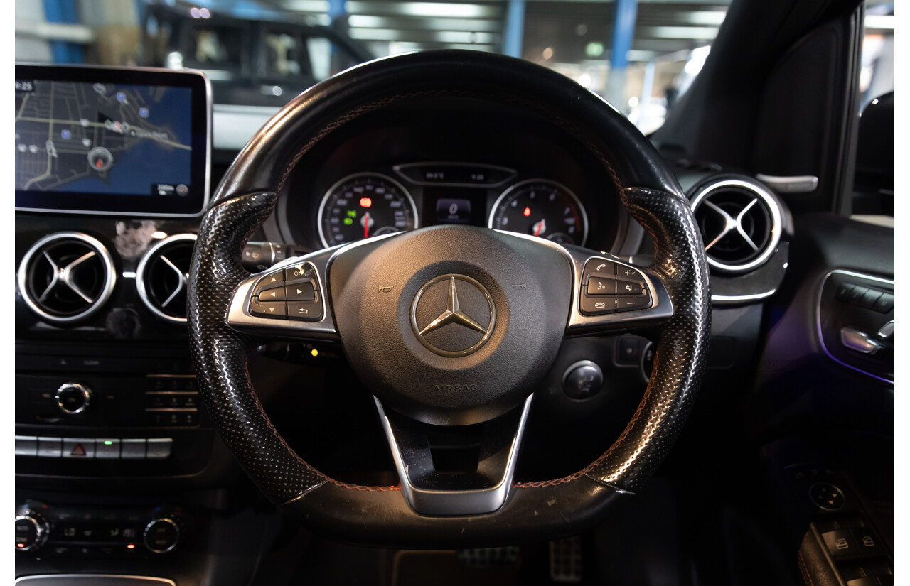 02/2016 Mercedes-Benz B250 4Matic (AWD) 246 MY16 5d Hatchback Cosmos Black Metallic Turbo 2.0L