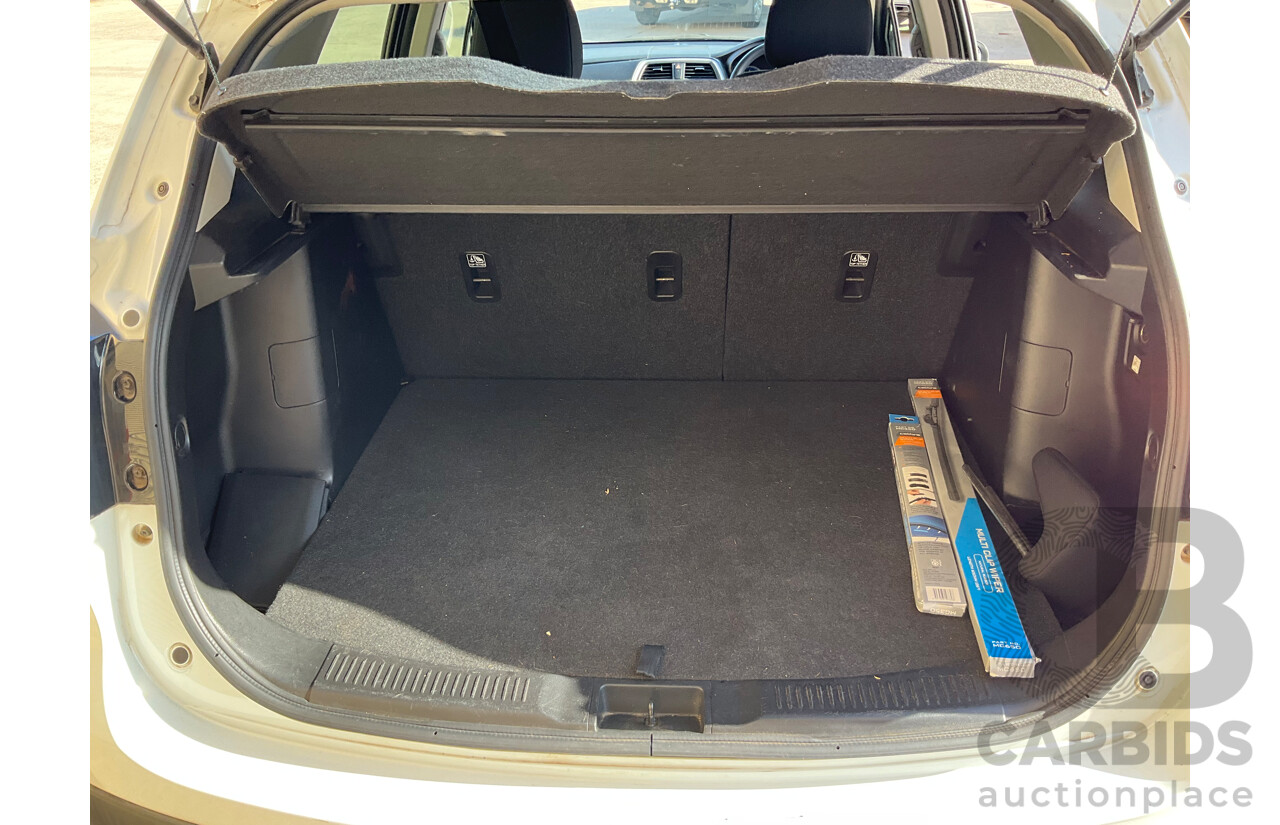 01/2016 Suzuki S-Cross GL (FWD) JY 4d Wagon White 1.6L